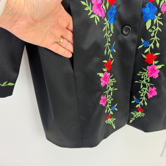 Vintage Nygard Petites Embroidered Satin Jacket Black Floral 16P Festival Boho - Picture 8 of 14
